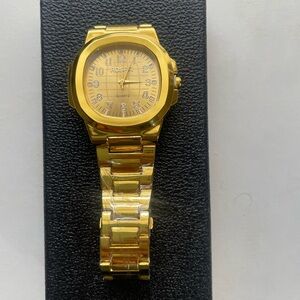 Classic Gold Tone Men's Quartz Watch Dress Watch